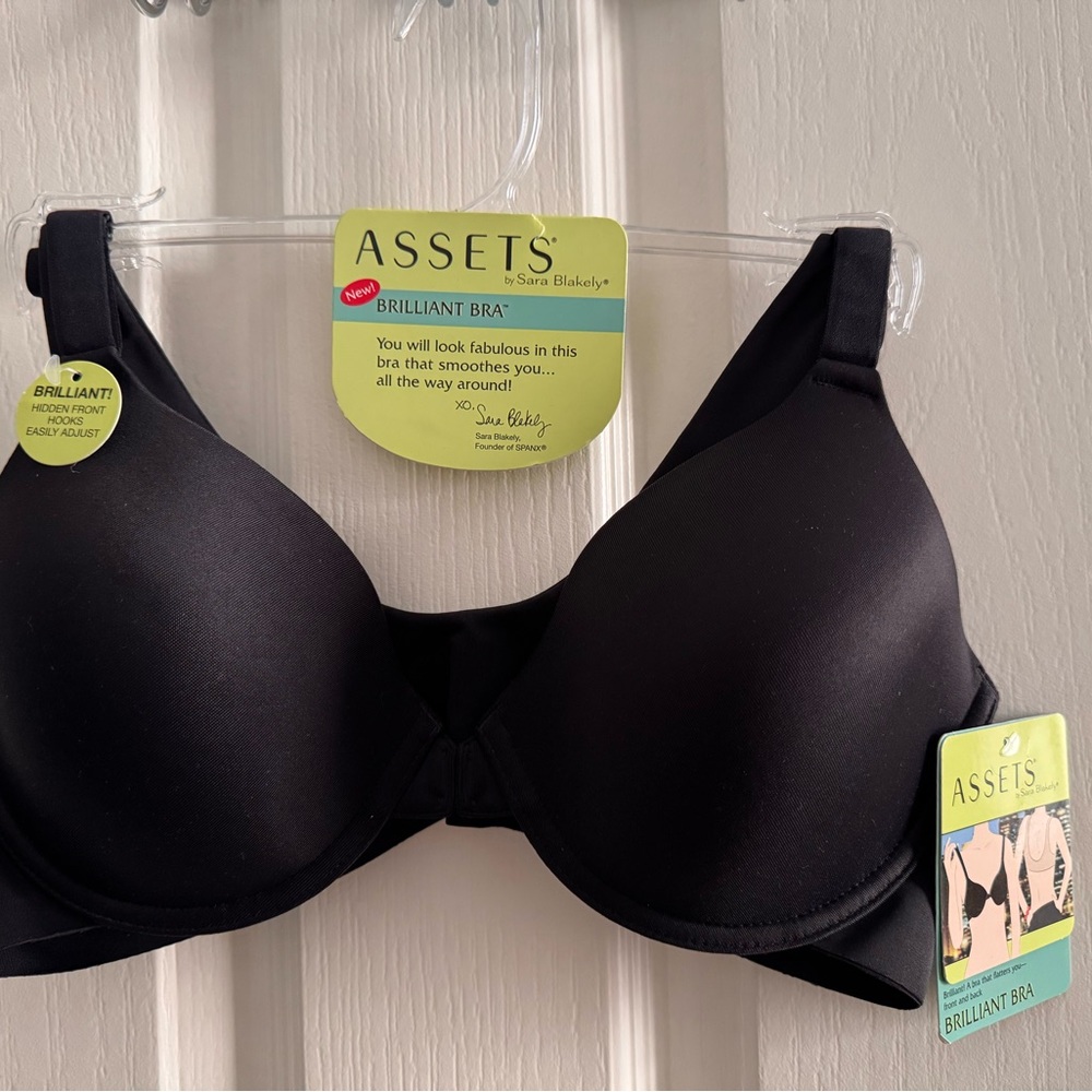 NWT ASSETS by Sara Blakely Black Brilliant Bra
